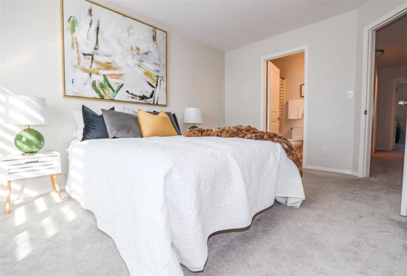 119 Rowntree, 3 Bedrooms Bedrooms, 11 Rooms Rooms,2 BathroomsBathrooms,Residential,For Sale,Rowntree