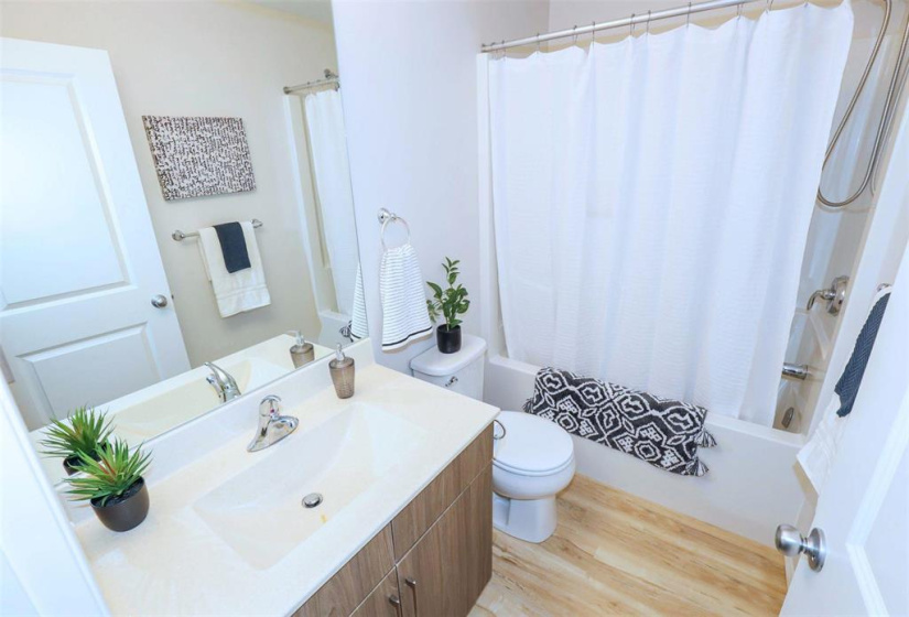 119 Rowntree, 3 Bedrooms Bedrooms, 11 Rooms Rooms,2 BathroomsBathrooms,Residential,For Sale,Rowntree
