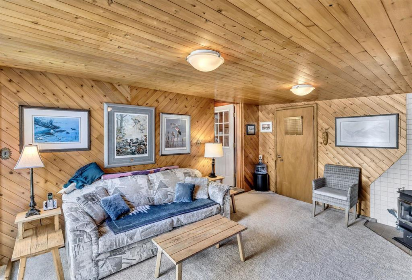 26 Iroquois, 4 Bedrooms Bedrooms, 13 Rooms Rooms,2 BathroomsBathrooms,Residential,For Sale,Iroquois