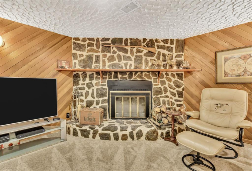 26 Iroquois, 4 Bedrooms Bedrooms, 13 Rooms Rooms,2 BathroomsBathrooms,Residential,For Sale,Iroquois