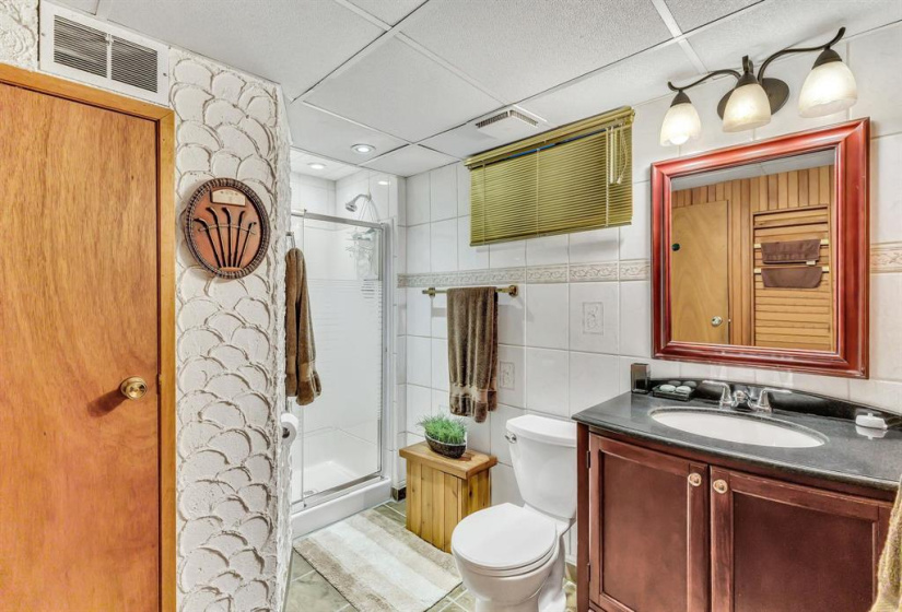 26 Iroquois, 4 Bedrooms Bedrooms, 13 Rooms Rooms,2 BathroomsBathrooms,Residential,For Sale,Iroquois