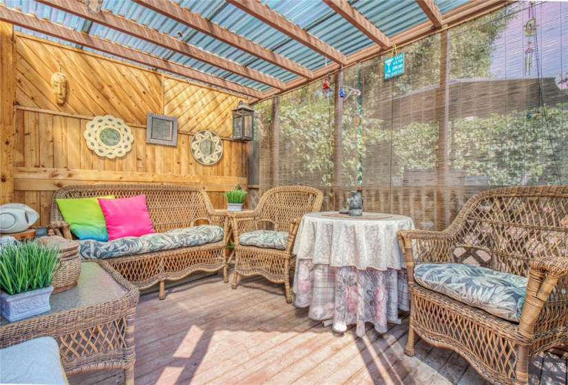 26 Iroquois, 4 Bedrooms Bedrooms, 13 Rooms Rooms,2 BathroomsBathrooms,Residential,For Sale,Iroquois