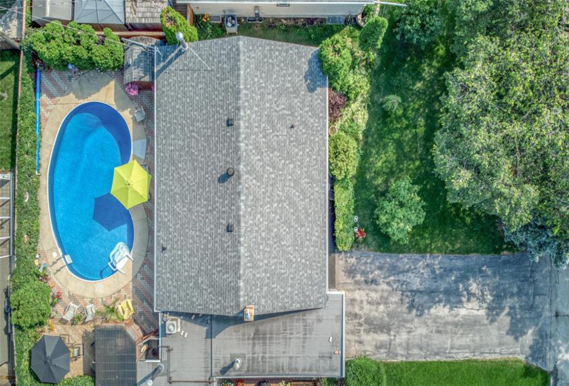 26 Iroquois, 4 Bedrooms Bedrooms, 13 Rooms Rooms,2 BathroomsBathrooms,Residential,For Sale,Iroquois
