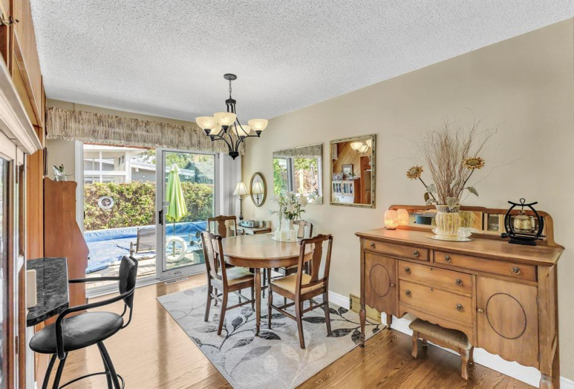 26 Iroquois, 4 Bedrooms Bedrooms, 13 Rooms Rooms,2 BathroomsBathrooms,Residential,For Sale,Iroquois