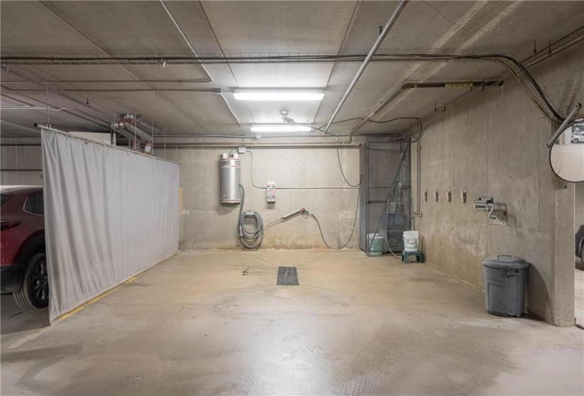 84 Snow, 2 Bedrooms Bedrooms, 9 Rooms Rooms,2 BathroomsBathrooms,Condominium,For Sale,Snow