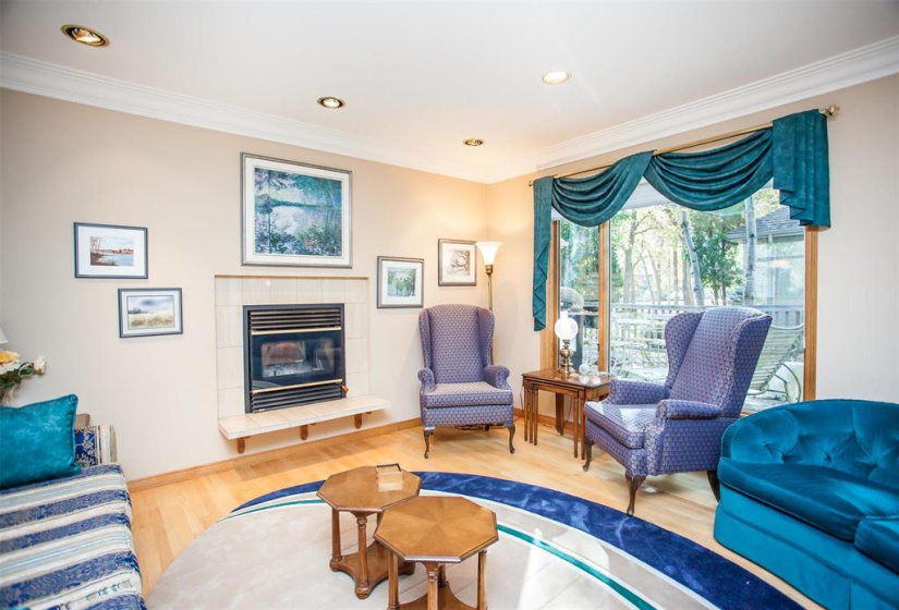 180 Ridgedale, 3 Bedrooms Bedrooms, 18 Rooms Rooms,3 BathroomsBathrooms,Residential,For Sale,Ridgedale