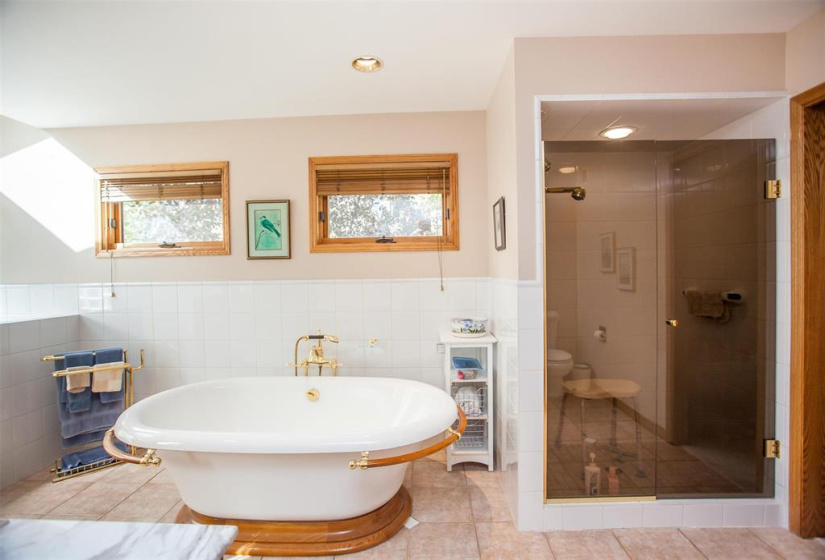 180 Ridgedale, 3 Bedrooms Bedrooms, 18 Rooms Rooms,3 BathroomsBathrooms,Residential,For Sale,Ridgedale