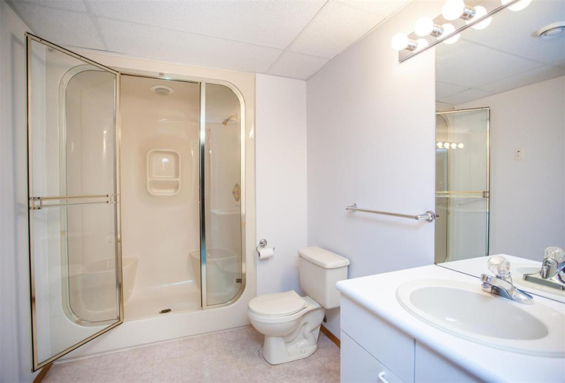 180 Ridgedale, 3 Bedrooms Bedrooms, 18 Rooms Rooms,3 BathroomsBathrooms,Residential,For Sale,Ridgedale