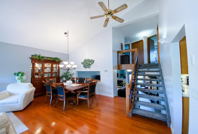126 Burlington, 4 Bedrooms Bedrooms, 11 Rooms Rooms,2 BathroomsBathrooms,Residential,For Sale,Burlington