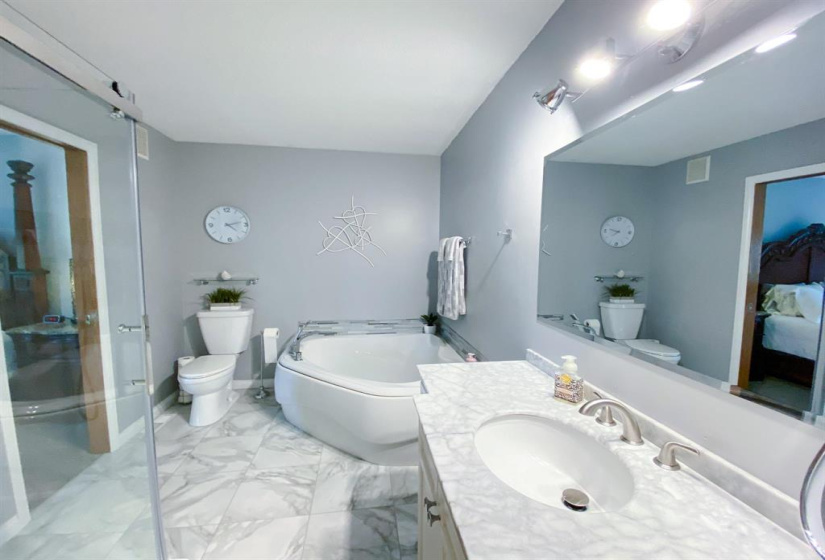126 Burlington, 4 Bedrooms Bedrooms, 11 Rooms Rooms,2 BathroomsBathrooms,Residential,For Sale,Burlington