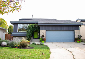 126 Burlington, 4 Bedrooms Bedrooms, 11 Rooms Rooms,2 BathroomsBathrooms,Residential,For Sale,Burlington