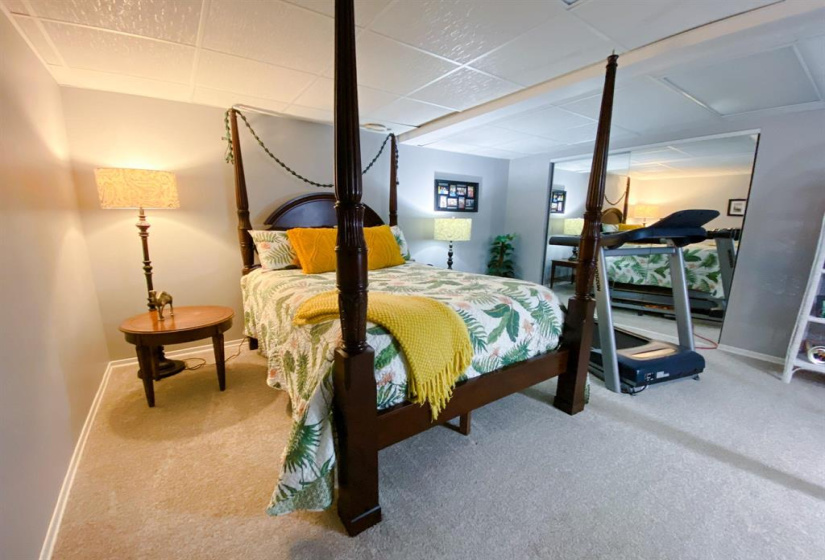 126 Burlington, 4 Bedrooms Bedrooms, 11 Rooms Rooms,2 BathroomsBathrooms,Residential,For Sale,Burlington