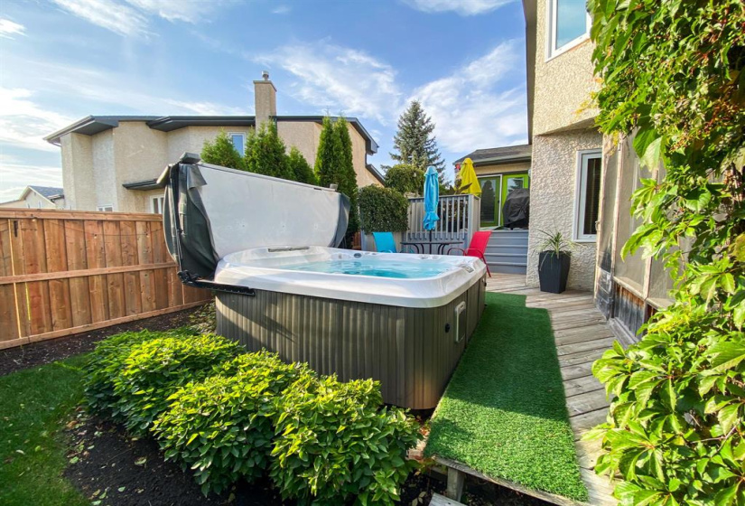 126 Burlington, 4 Bedrooms Bedrooms, 11 Rooms Rooms,2 BathroomsBathrooms,Residential,For Sale,Burlington