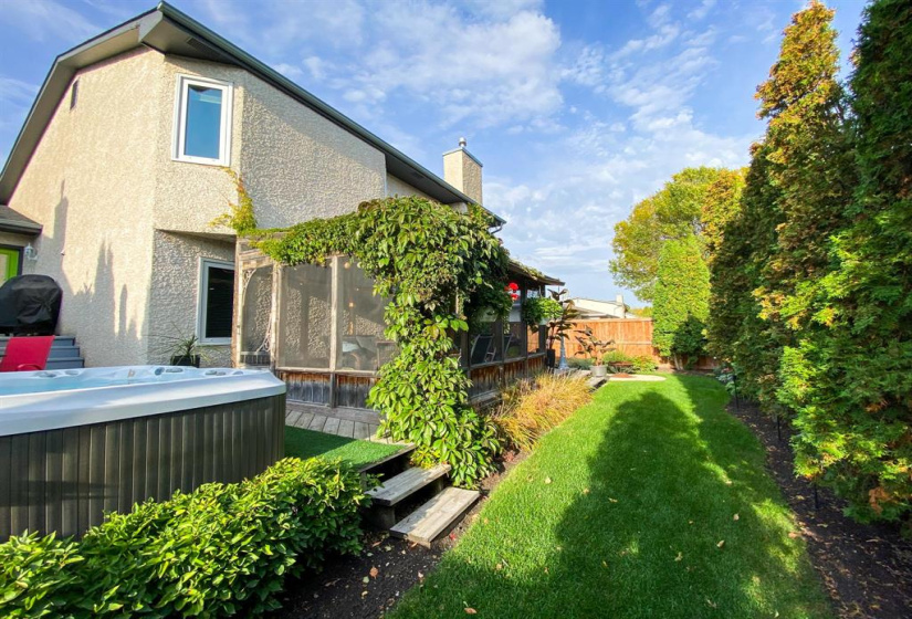 126 Burlington, 4 Bedrooms Bedrooms, 11 Rooms Rooms,2 BathroomsBathrooms,Residential,For Sale,Burlington