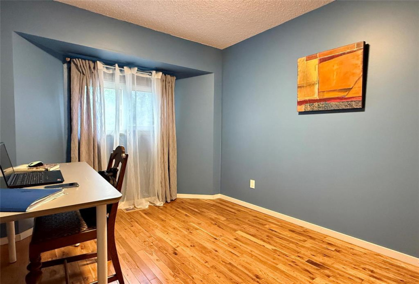 43 Laurent, 3 Bedrooms Bedrooms, 9 Rooms Rooms,2 BathroomsBathrooms,Residential,For Sale,Laurent