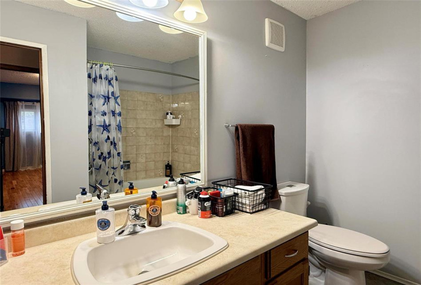 43 Laurent, 3 Bedrooms Bedrooms, 9 Rooms Rooms,2 BathroomsBathrooms,Residential,For Sale,Laurent