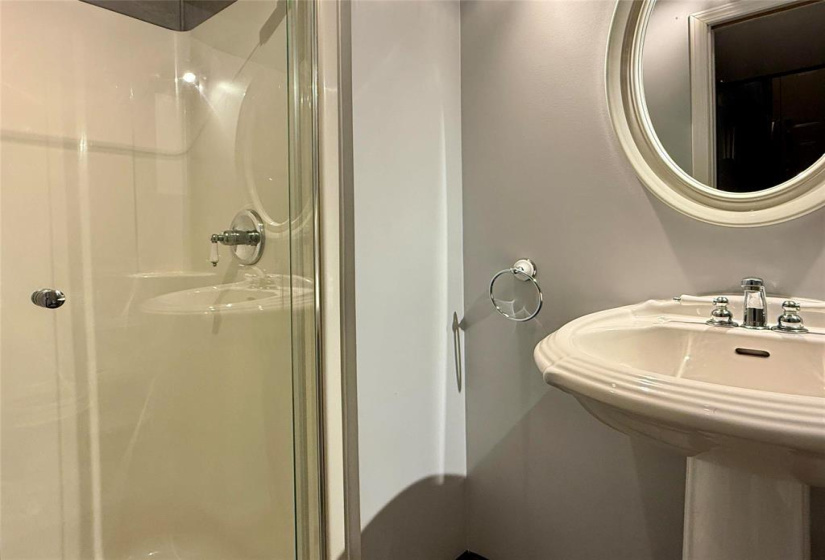 43 Laurent, 3 Bedrooms Bedrooms, 9 Rooms Rooms,2 BathroomsBathrooms,Residential,For Sale,Laurent