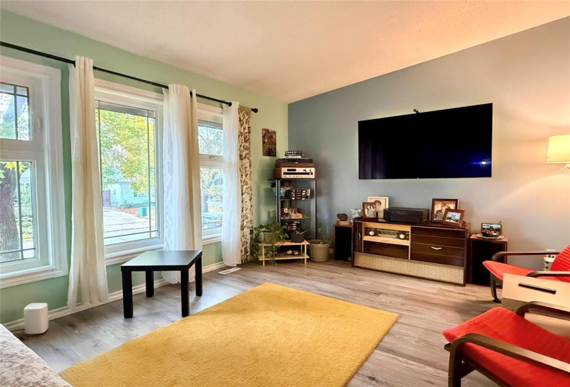 43 Laurent, 3 Bedrooms Bedrooms, 9 Rooms Rooms,2 BathroomsBathrooms,Residential,For Sale,Laurent