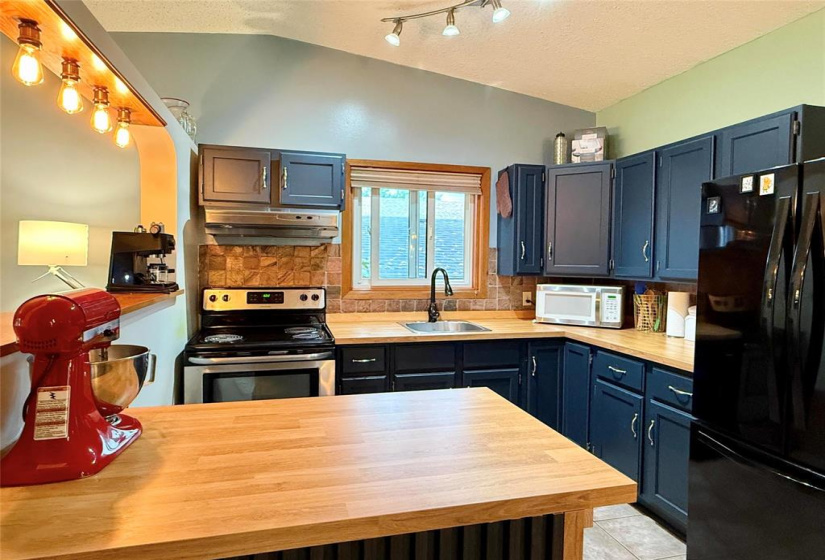 43 Laurent, 3 Bedrooms Bedrooms, 9 Rooms Rooms,2 BathroomsBathrooms,Residential,For Sale,Laurent