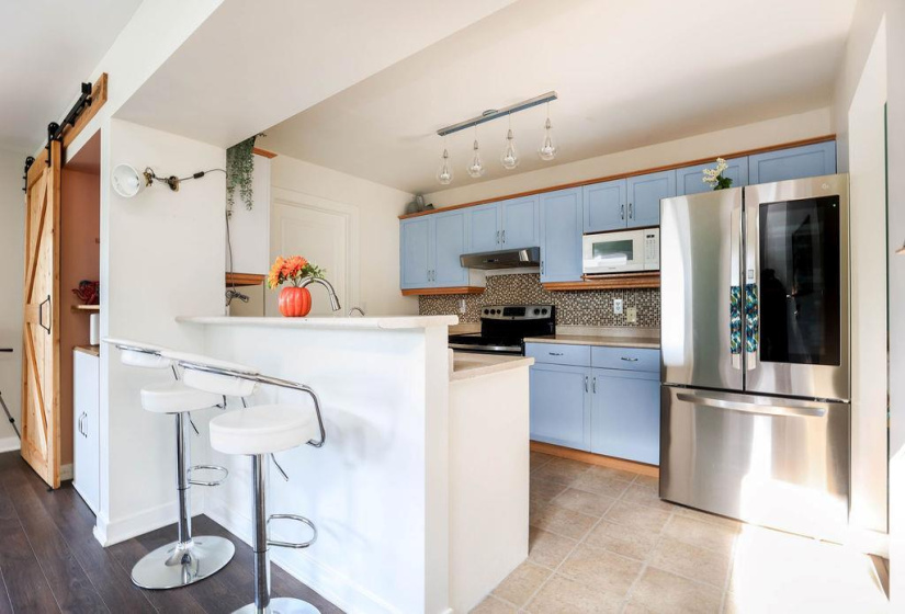 800 Ashworth S, 3 Bedrooms Bedrooms, 12 Rooms Rooms,2 BathroomsBathrooms,Residential,For Sale,Ashworth S