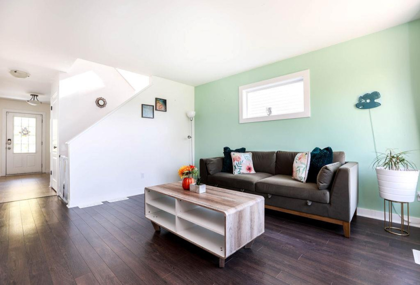 800 Ashworth S, 3 Bedrooms Bedrooms, 12 Rooms Rooms,2 BathroomsBathrooms,Residential,For Sale,Ashworth S