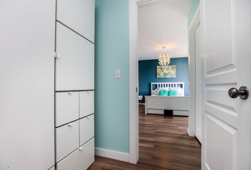 800 Ashworth S, 3 Bedrooms Bedrooms, 12 Rooms Rooms,2 BathroomsBathrooms,Residential,For Sale,Ashworth S
