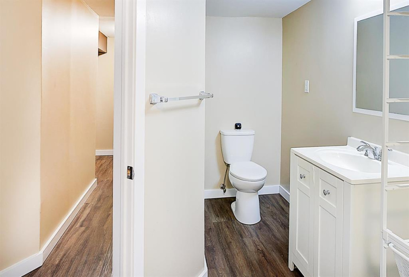 80 Wynford, 3 Bedrooms Bedrooms, 11 Rooms Rooms,1 BathroomBathrooms,Residential,For Sale,Wynford