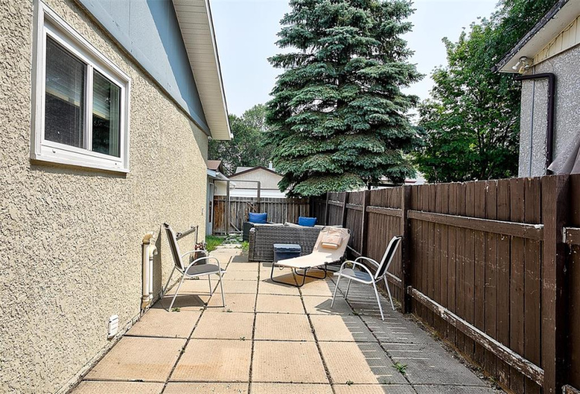 80 Wynford, 3 Bedrooms Bedrooms, 11 Rooms Rooms,1 BathroomBathrooms,Residential,For Sale,Wynford