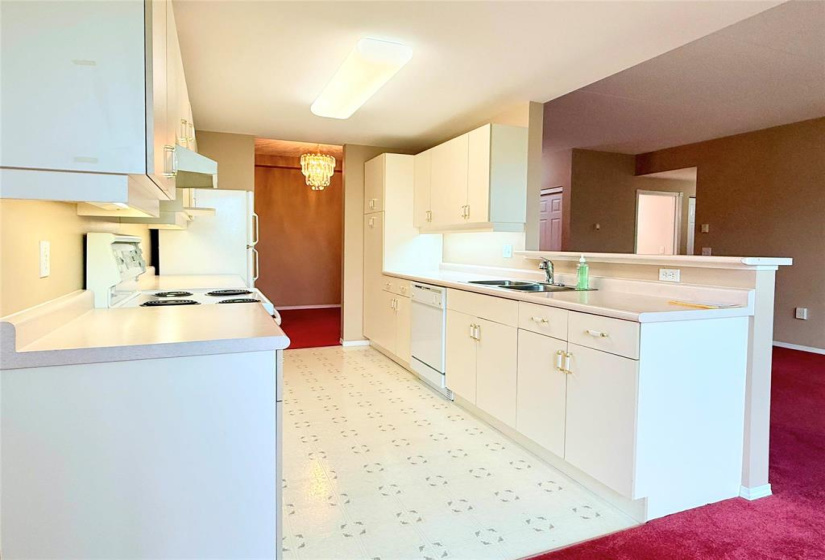 895 Wilkes, 2 Bedrooms Bedrooms, 8 Rooms Rooms,2 BathroomsBathrooms,Condominium,For Sale,Wilkes