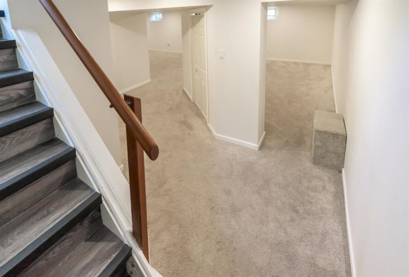 835 Simpson, 4 Bedrooms Bedrooms, 9 Rooms Rooms,1 BathroomBathrooms,Residential,For Sale,Simpson