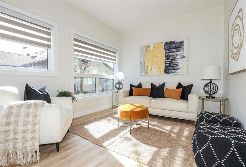 64 Barnes, 3 Bedrooms Bedrooms, 9 Rooms Rooms,2 BathroomsBathrooms,Condominium,For Sale,Barnes