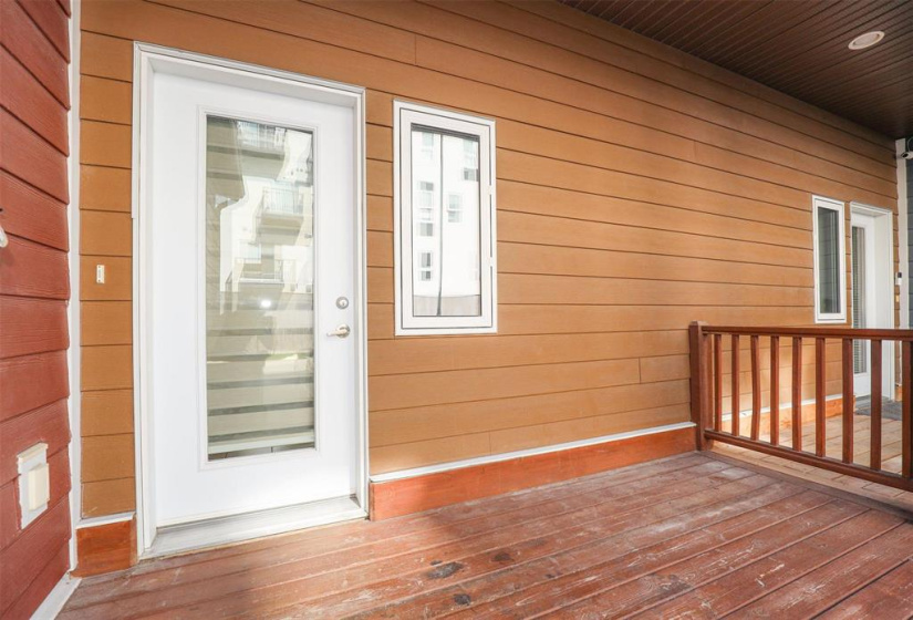 64 Barnes, 3 Bedrooms Bedrooms, 9 Rooms Rooms,2 BathroomsBathrooms,Condominium,For Sale,Barnes