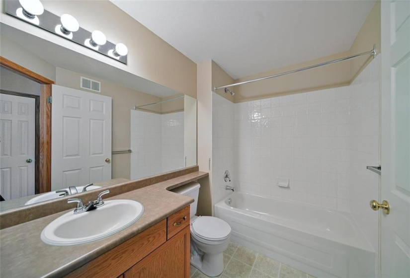 46 Briarlynn, 4 Bedrooms Bedrooms, 10 Rooms Rooms,2 BathroomsBathrooms,Residential,For Sale,Briarlynn
