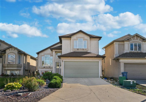46 Briarlynn, 4 Bedrooms Bedrooms, 10 Rooms Rooms,2 BathroomsBathrooms,Residential,For Sale,Briarlynn