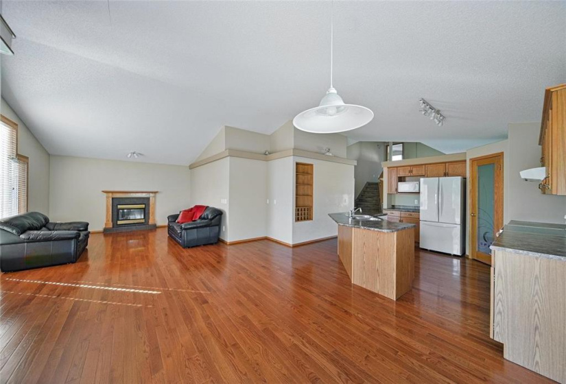 46 Briarlynn, 4 Bedrooms Bedrooms, 10 Rooms Rooms,2 BathroomsBathrooms,Residential,For Sale,Briarlynn