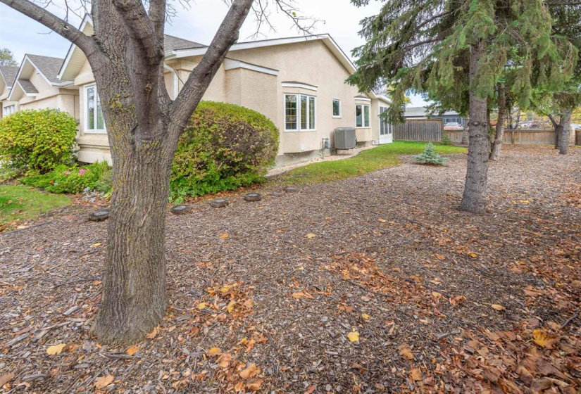 77 Victor Lewis, 2 Bedrooms Bedrooms, 13 Rooms Rooms,3 BathroomsBathrooms,Condominium,For Sale,Victor Lewis