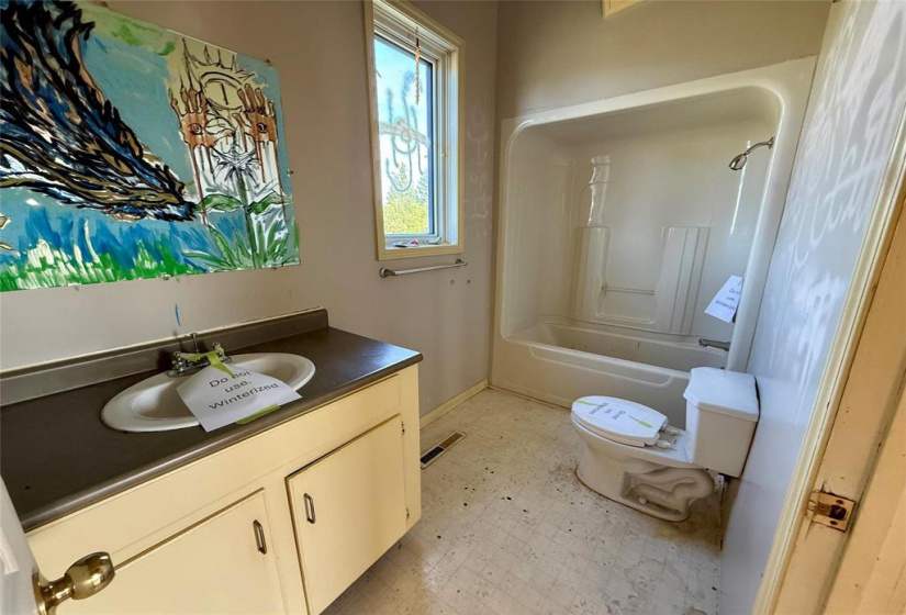 35049 Mile 81N, 3 Bedrooms Bedrooms, 10 Rooms Rooms,2 BathroomsBathrooms,Residential,For Sale,Mile 81N