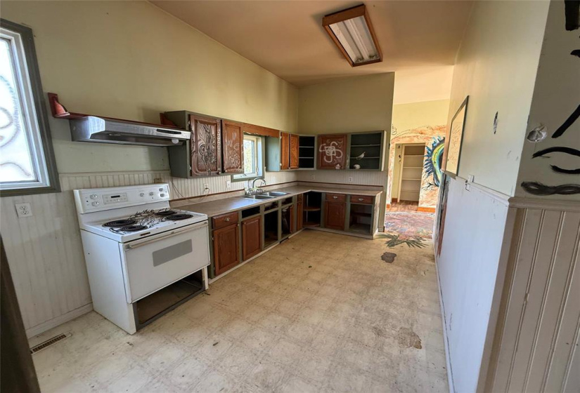 35049 Mile 81N, 3 Bedrooms Bedrooms, 10 Rooms Rooms,2 BathroomsBathrooms,Residential,For Sale,Mile 81N