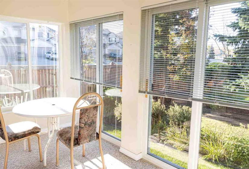 100 Royal Mint, 2 Bedrooms Bedrooms, 11 Rooms Rooms,3 BathroomsBathrooms,Condominium,For Sale,Royal Mint