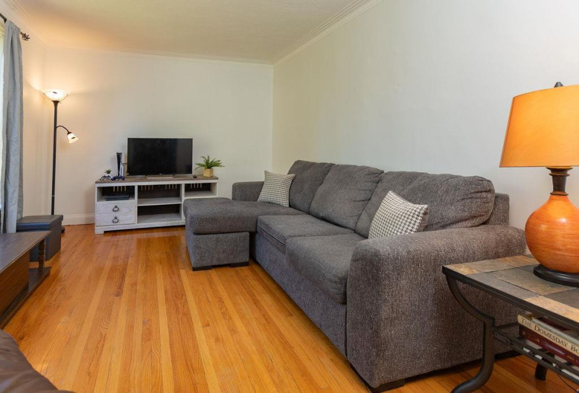 472 Smithfield, 4 Bedrooms Bedrooms, 10 Rooms Rooms,1 BathroomBathrooms,Residential,For Sale,Smithfield