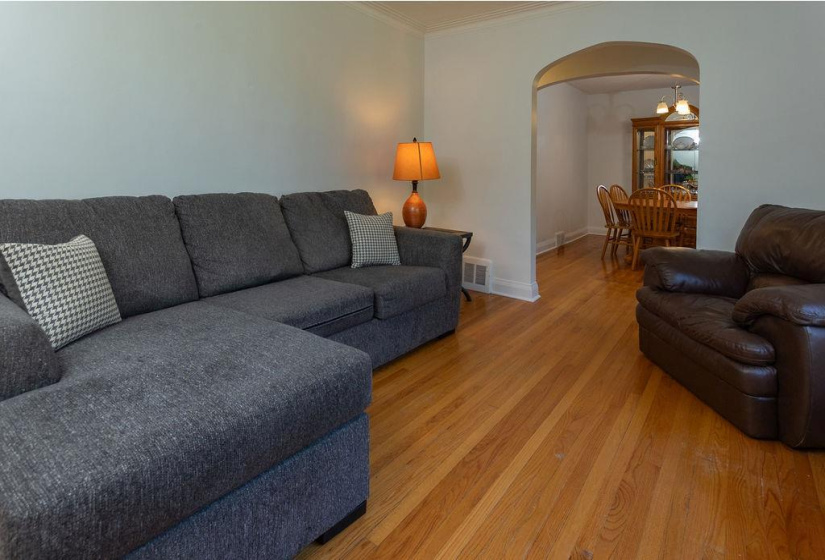472 Smithfield, 4 Bedrooms Bedrooms, 10 Rooms Rooms,1 BathroomBathrooms,Residential,For Sale,Smithfield