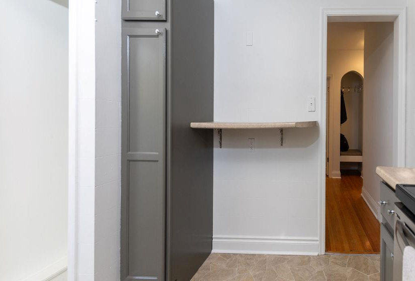 472 Smithfield, 4 Bedrooms Bedrooms, 10 Rooms Rooms,1 BathroomBathrooms,Residential,For Sale,Smithfield