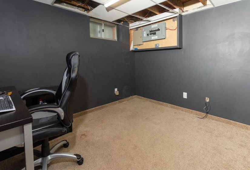472 Smithfield, 4 Bedrooms Bedrooms, 10 Rooms Rooms,1 BathroomBathrooms,Residential,For Sale,Smithfield