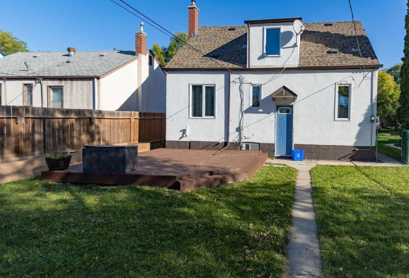 472 Smithfield, 4 Bedrooms Bedrooms, 10 Rooms Rooms,1 BathroomBathrooms,Residential,For Sale,Smithfield