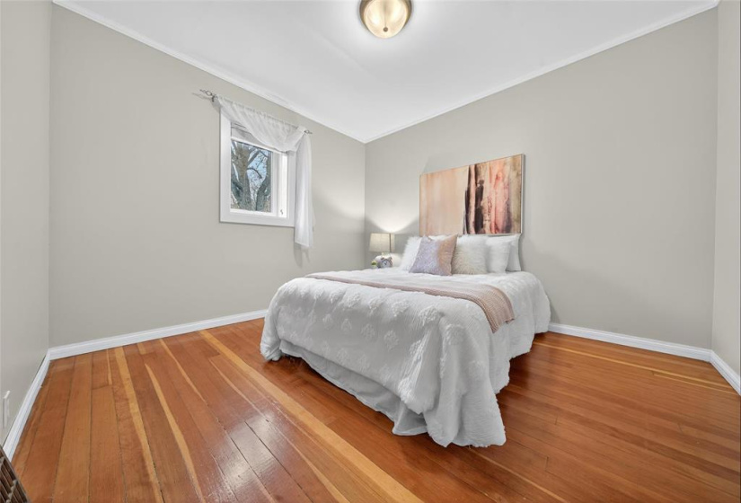 267 Eugenie, 5 Bedrooms Bedrooms, 15 Rooms Rooms,2 BathroomsBathrooms,Residential,For Sale,Eugenie