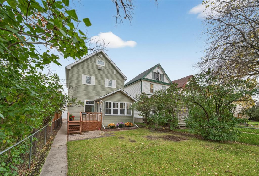 267 Eugenie, 5 Bedrooms Bedrooms, 15 Rooms Rooms,2 BathroomsBathrooms,Residential,For Sale,Eugenie
