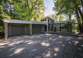 544 South, 3 Bedrooms Bedrooms, 14 Rooms Rooms,2 BathroomsBathrooms,Residential,For Sale,South