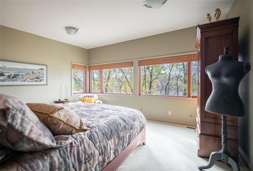 544 South, 3 Bedrooms Bedrooms, 14 Rooms Rooms,2 BathroomsBathrooms,Residential,For Sale,South