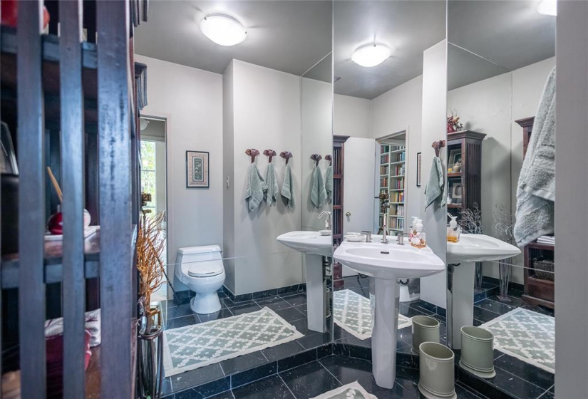 544 South, 3 Bedrooms Bedrooms, 14 Rooms Rooms,2 BathroomsBathrooms,Residential,For Sale,South