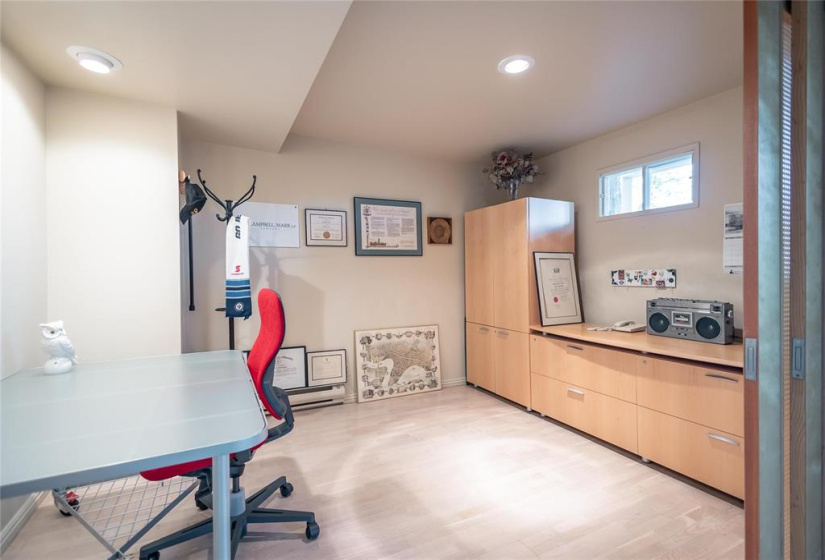 544 South, 3 Bedrooms Bedrooms, 14 Rooms Rooms,2 BathroomsBathrooms,Residential,For Sale,South